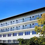 F 24h Check-in Hotel