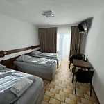 F 24h Check-in Horsching