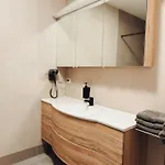 מלון F 24h Check-in