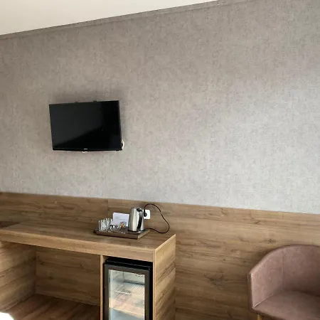 Hotell F 24h Check-in