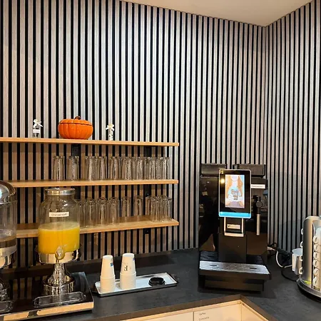 F 24h Check-in * Horsching