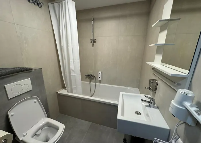 F 24h Check-in Horsching