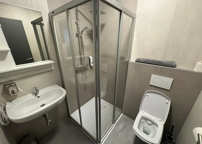 F 24h Check-in Horsching