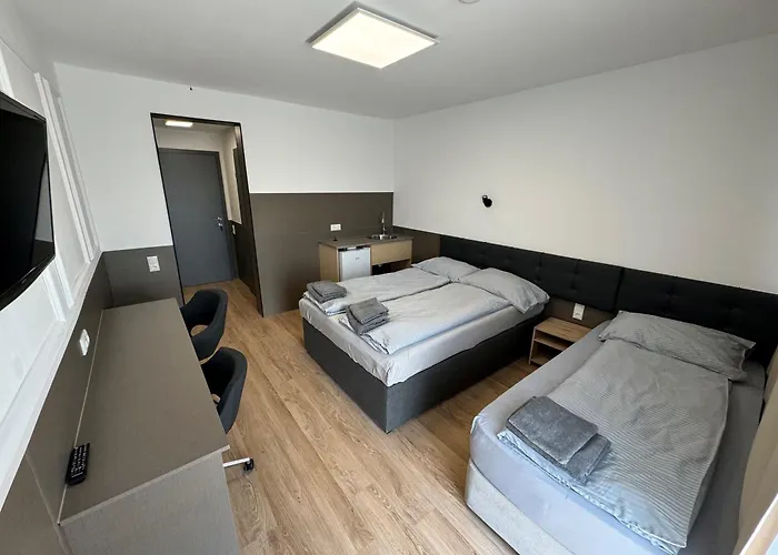 F 24h Check-in Хёршинг