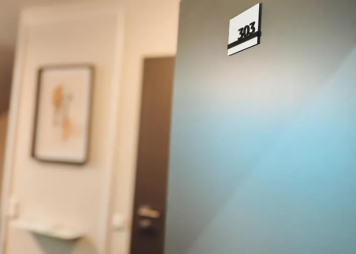 F 24h Check-in * Horsching