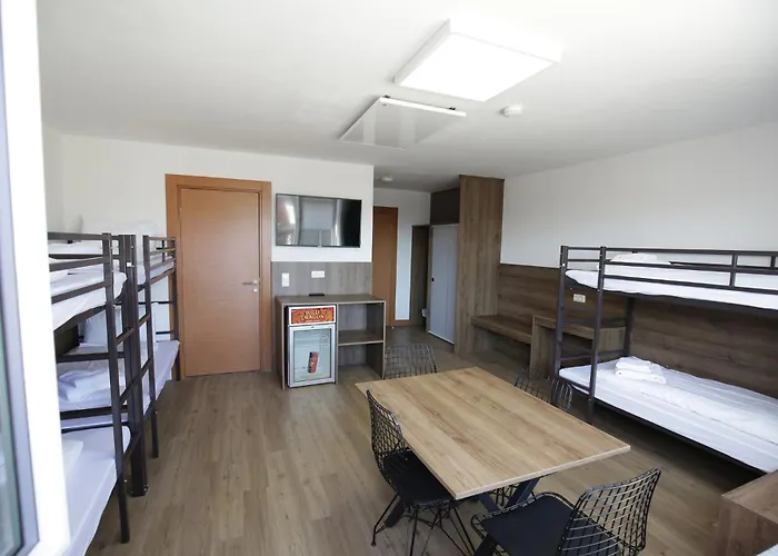 Hotel F 24h Check-in Horsching