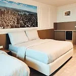 F 24h Check-in Otel *
