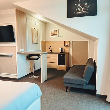 Hotel F 24h Check-in Hörsching