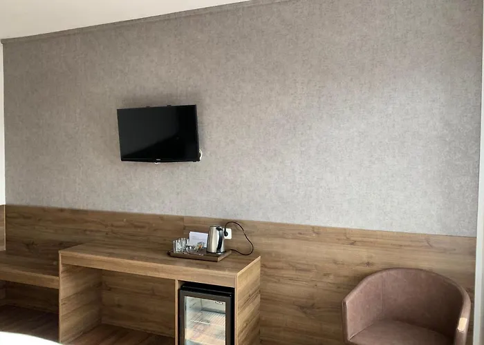 Hotel F 24h Check-in