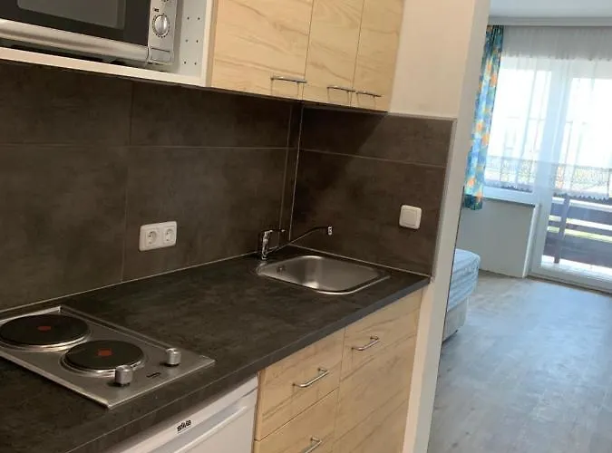 Hotel F 24h Check-in