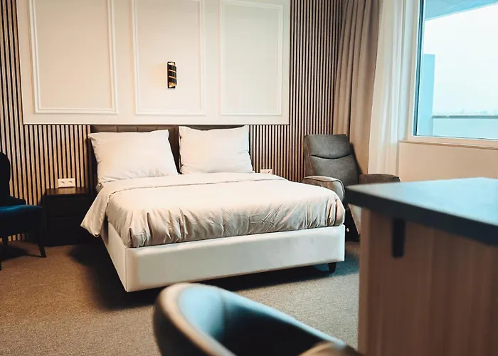 Hotel F 24h Check-in